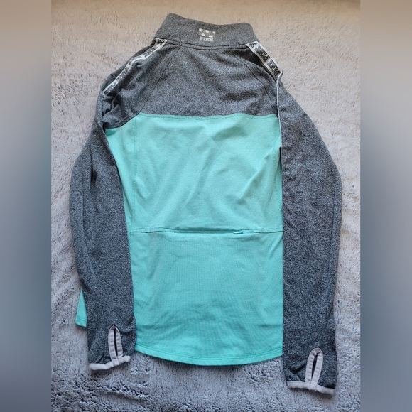 PINK Aqua Athletic Casual Women's Top - Size S - Picture 6 of 8